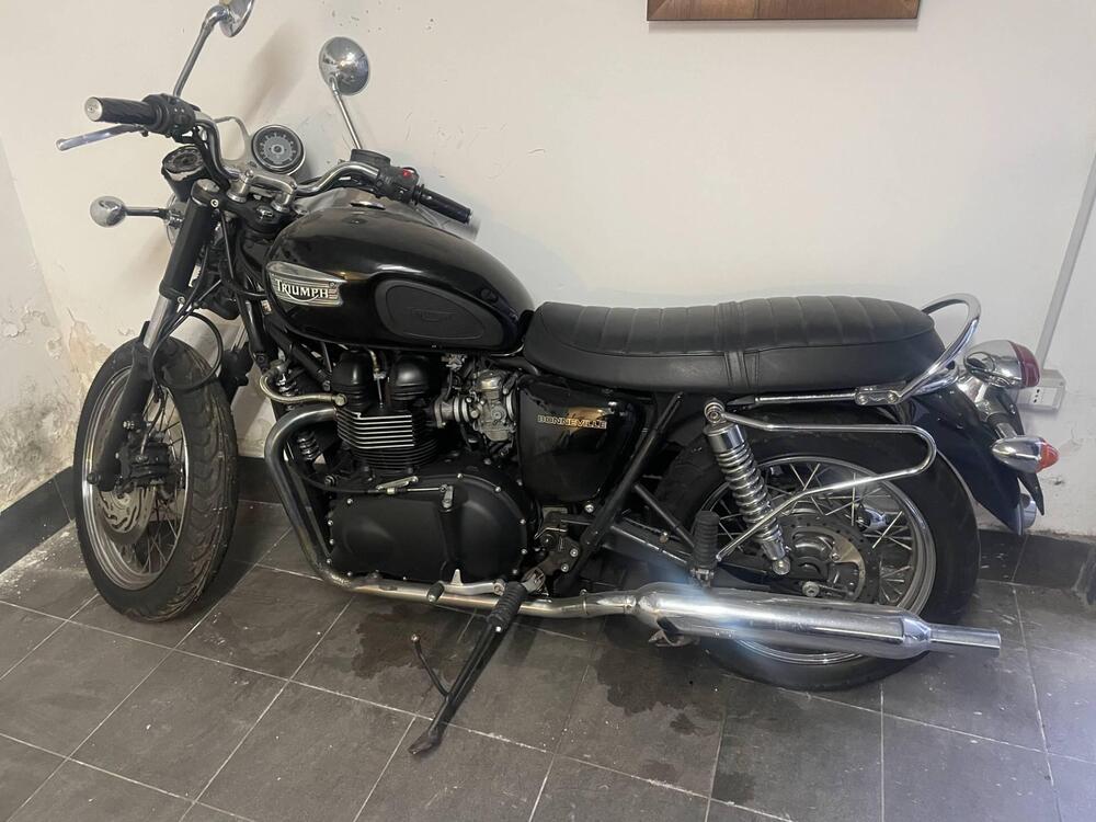 Triumph Bonneville 800 (2002 - 07)