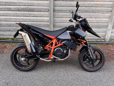KTM 690 Supermoto usata