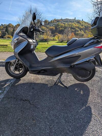 Suzuki Burgman UH 200 (2006 - 12) usata