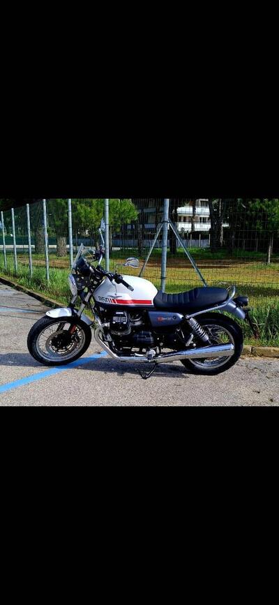 Moto Guzzi V7 Special (2021 - 24) usata