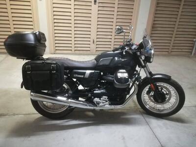 Moto Guzzi V7 III Special (2017 - 20) usata