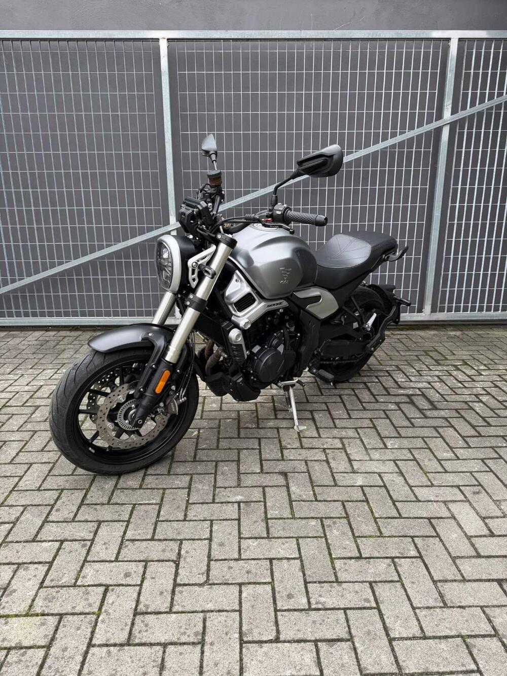 Voge Trofeo 500AC (2022 - 26) (5)