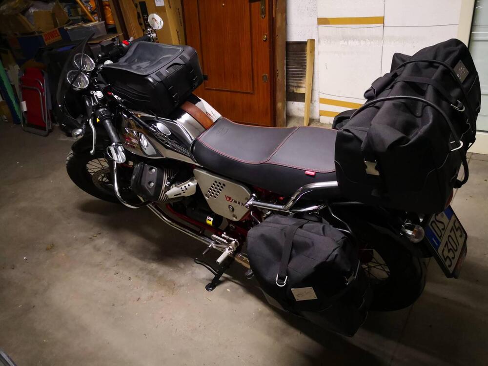 Moto Guzzi V7 Racer (2012 - 14) (8)