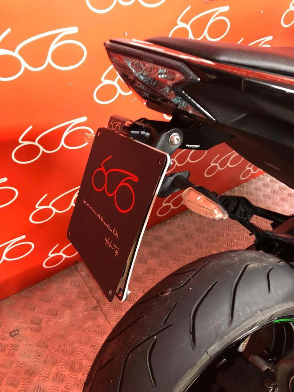 Kawasaki Z 800 ABS (2012 - 16) (6)