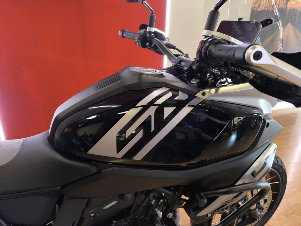 QJ Motor SRT 600 SX (2024 - 26) (3)