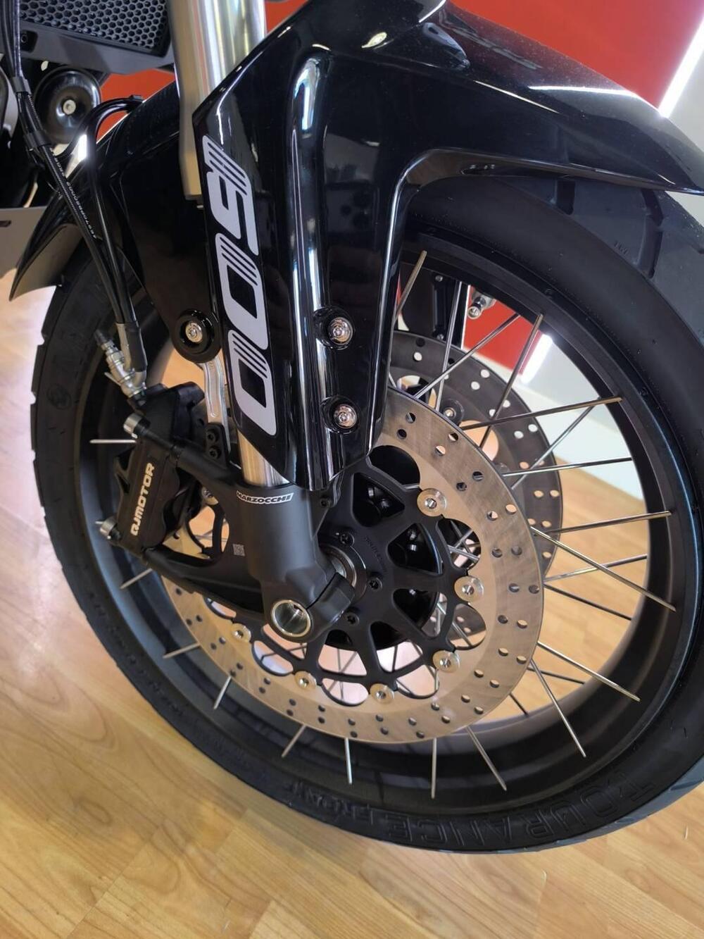 QJ Motor SRT 600 SX (2024 - 26) (5)