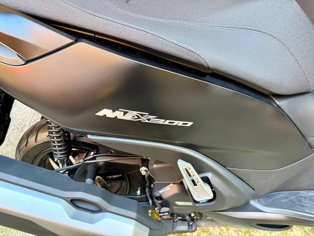 QJ Motor MTX 300 (2025 - 26) (3)