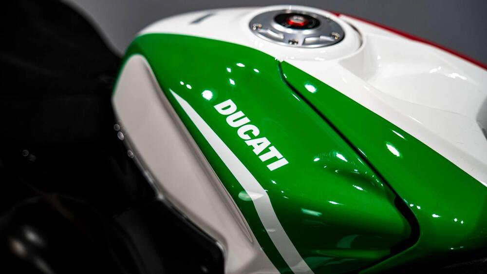 Ducati Panigale V4 Tricolore (2025 - 26) (10)