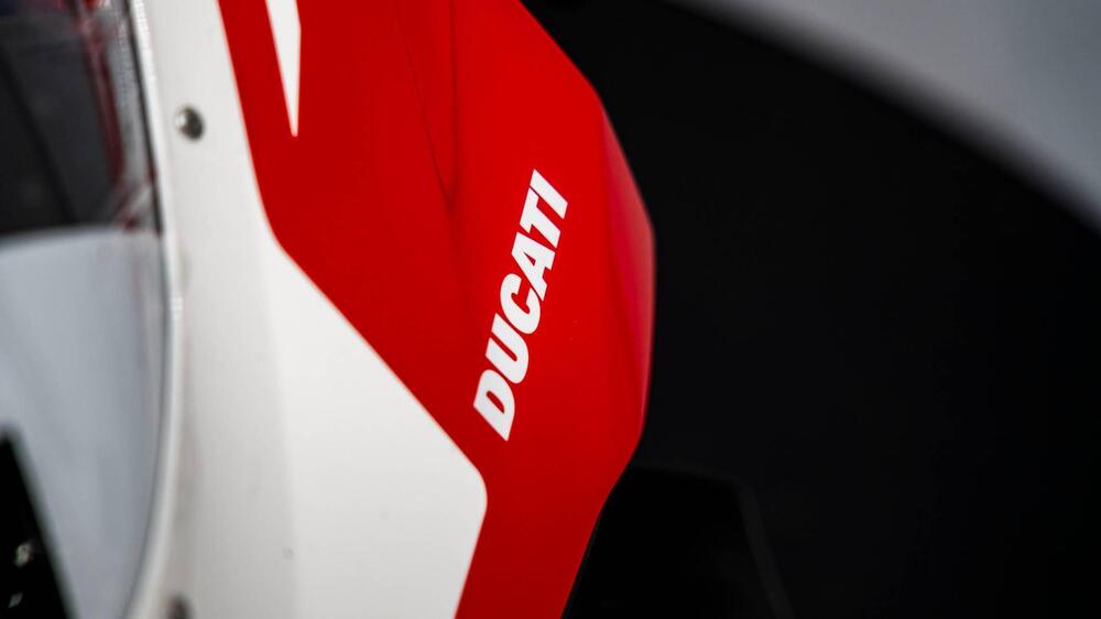 Ducati Panigale V4 Tricolore (2025 - 26) (11)