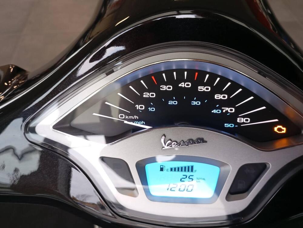 Vespa Primavera 50 (2021 - 23) (5)