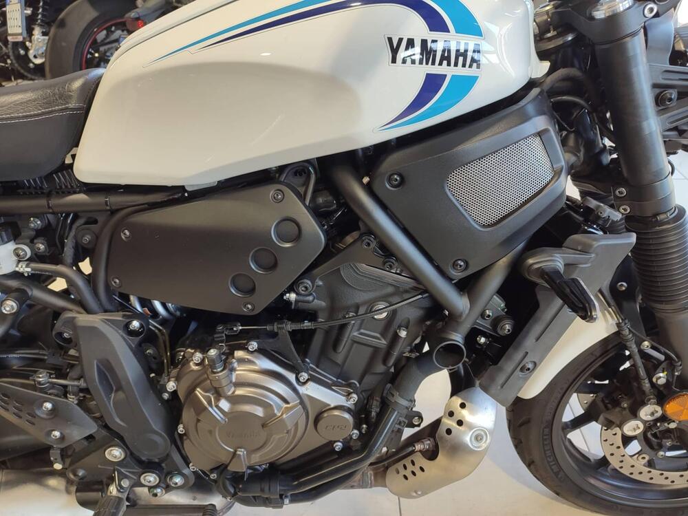 Yamaha XSR 700 (2022 - 26) (9)