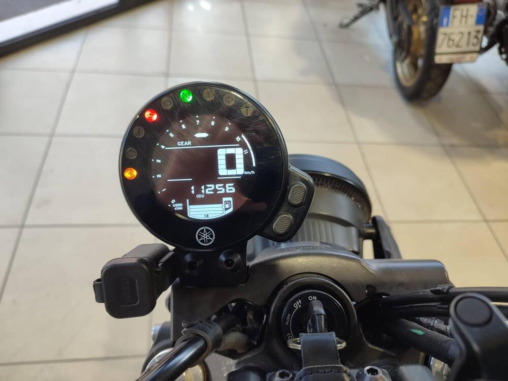 Yamaha XSR 700 (2022 - 26) (4)