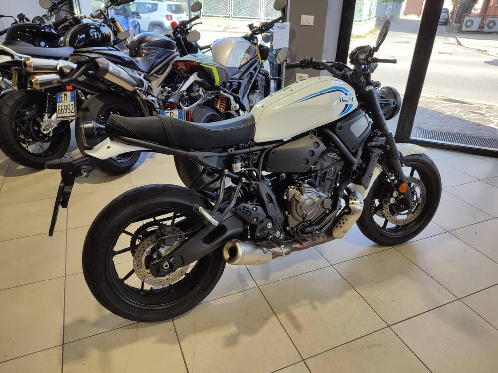 Yamaha XSR 700 (2022 - 26) (3)