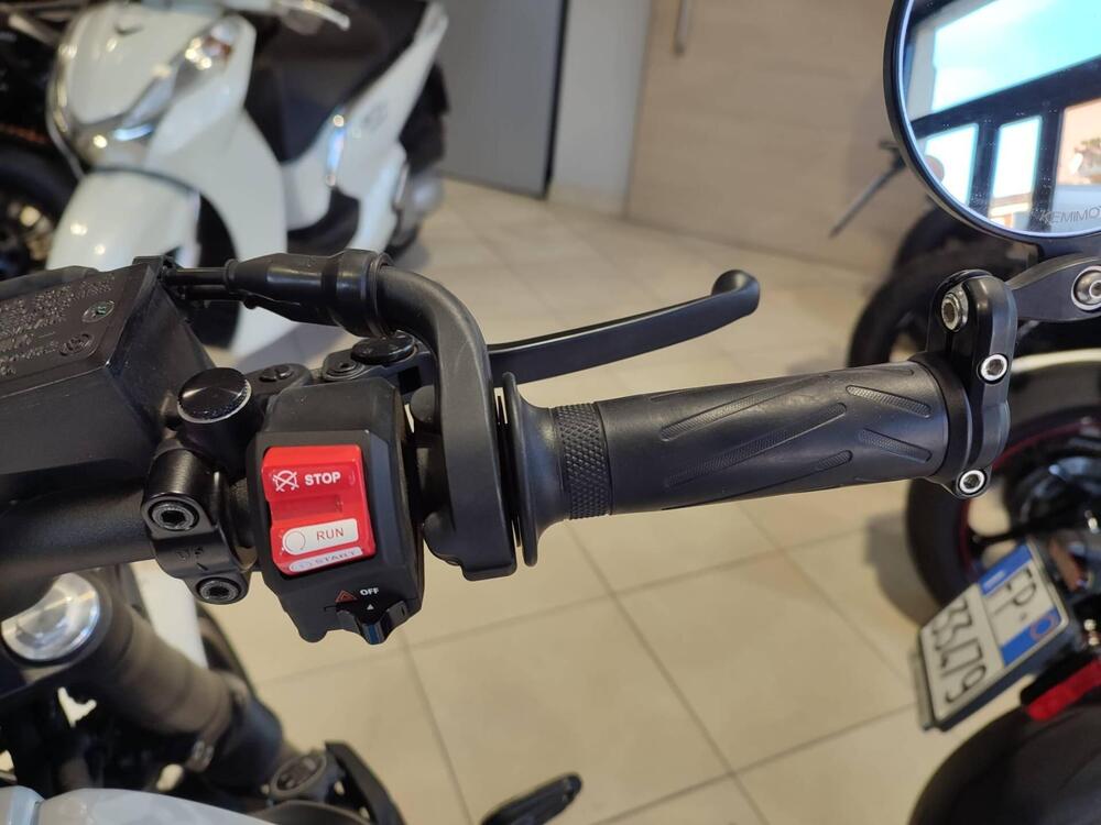 Yamaha XSR 700 (2022 - 26) (14)