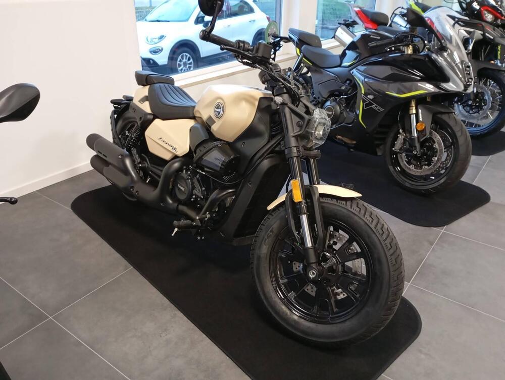 Benelli Leoncino 400 Bobber (2026)