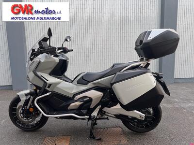 Honda X-ADV 750 Travel (2025) usata