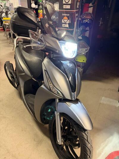 Kymco People 200i S (2021 - 25) usata