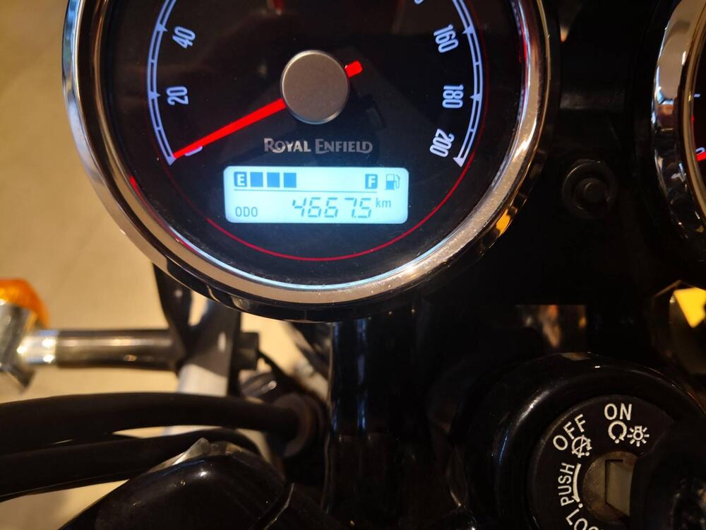 Royal Enfield Interceptor 650 (2021 - 26) (12)