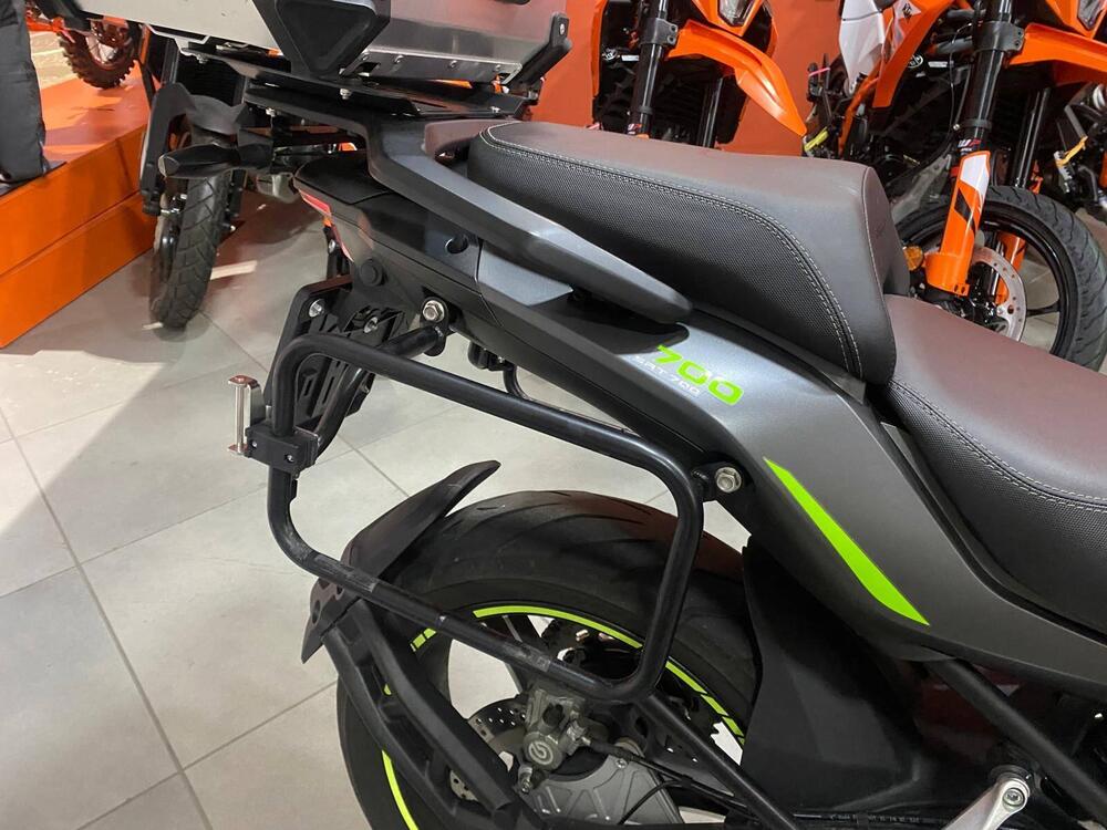 QJ Motor SRT 700 (2024 - 25) (7)