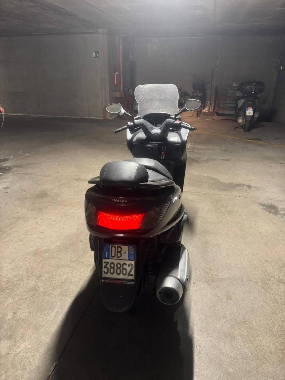 Yamaha Majesty 400 (2004 - 08) (4)