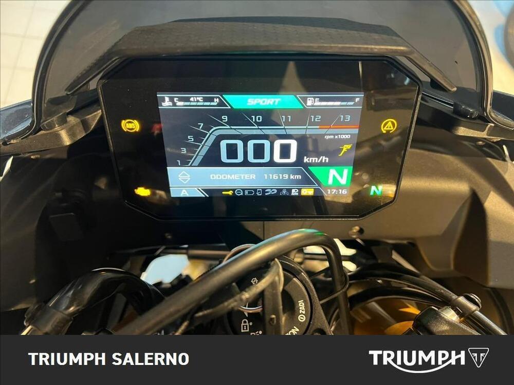 Aprilia Tuono V4 (2021 - 24) (10)
