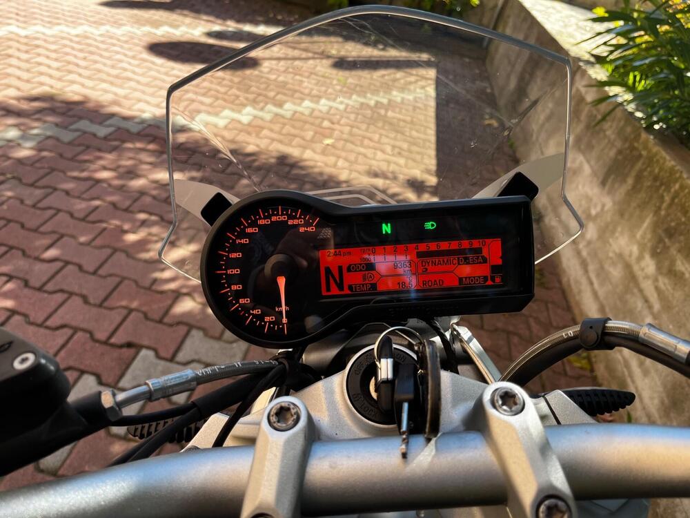 Bmw R 1200 R Black Edition (2017 - 18) (9)