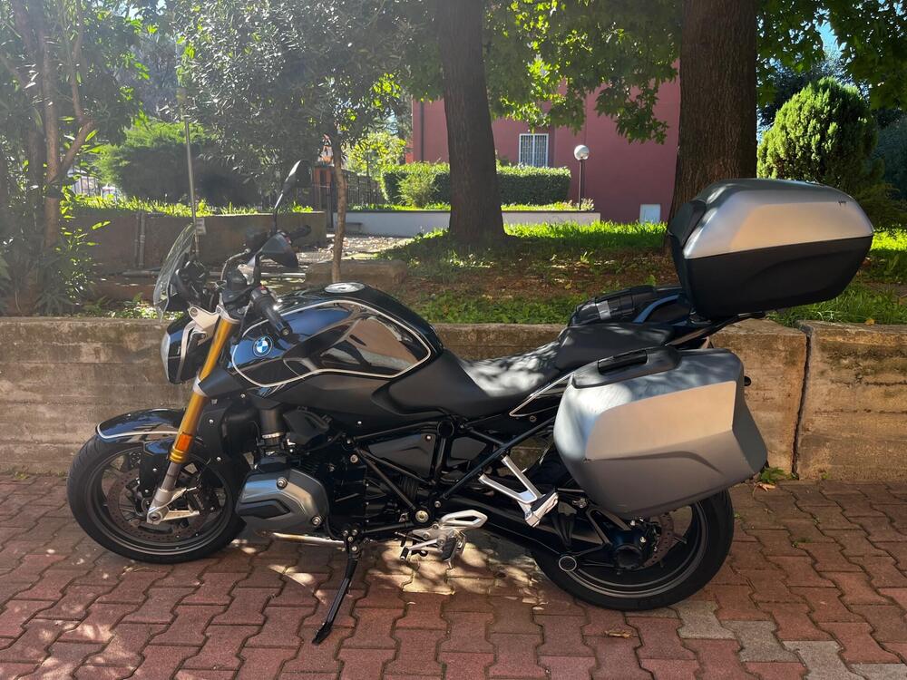 Bmw R 1200 R Black Edition (2017 - 18) (2)