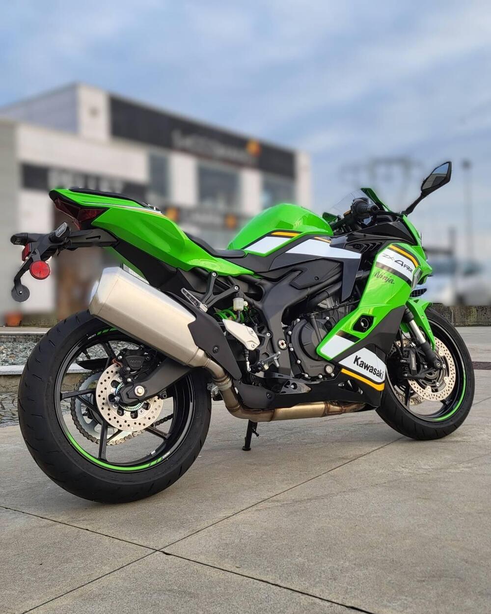 Kawasaki Ninja ZX-4RR (2024 - 26) (2)