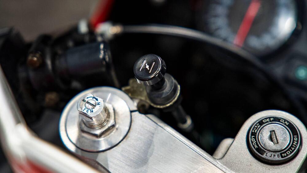 Honda CBR 900 RR SC33 (11)