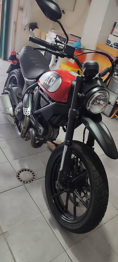 Ducati Scrambler 800 Icon (2017 - 20) usata