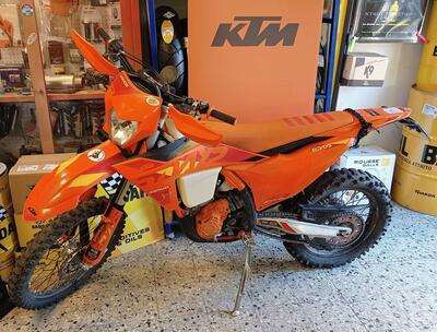 KTM 350 EXC-F Six Days (2025) usata