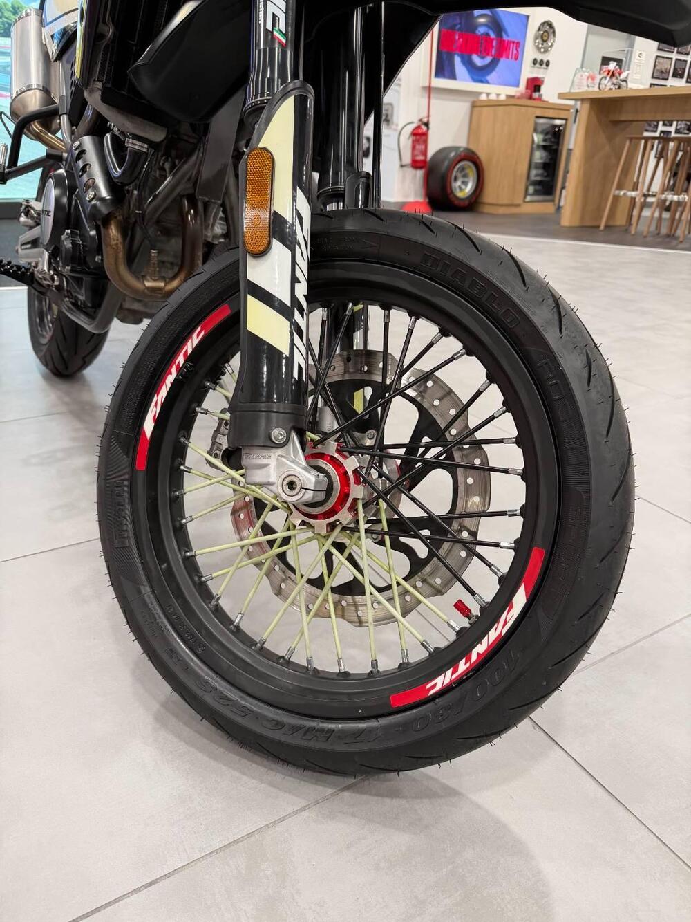 Fantic Motor XMF 125 Motard Performance 4t (2021 - 22) (14)