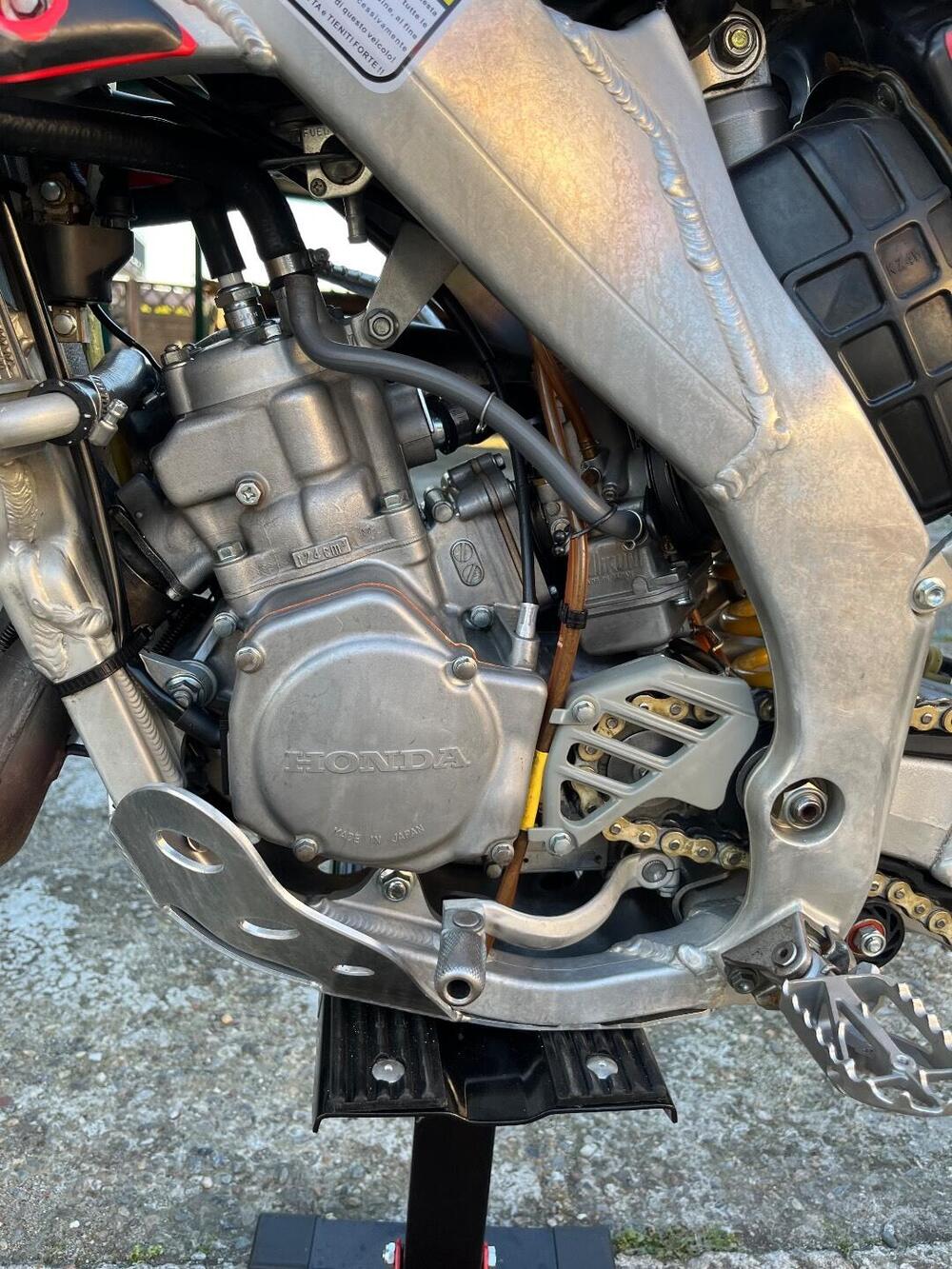 Honda CR 125 R (2003 - 04) (3)