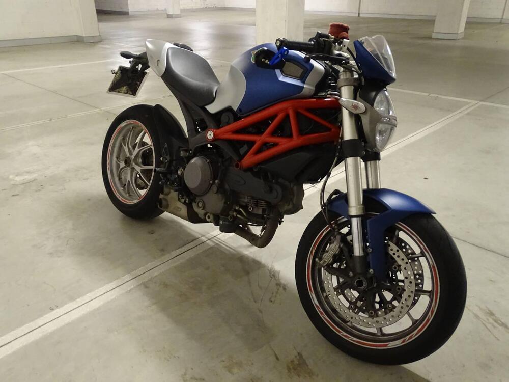 Ducati Monster 1100 (2009 -10) (6)