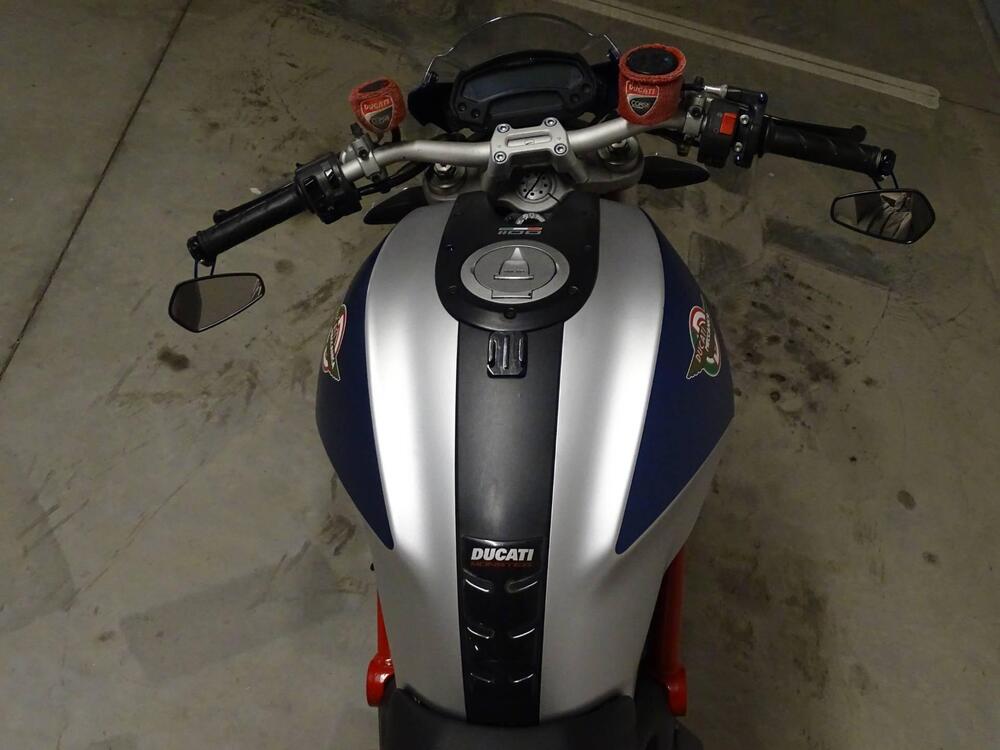 Ducati Monster 1100 (2009 -10) (4)