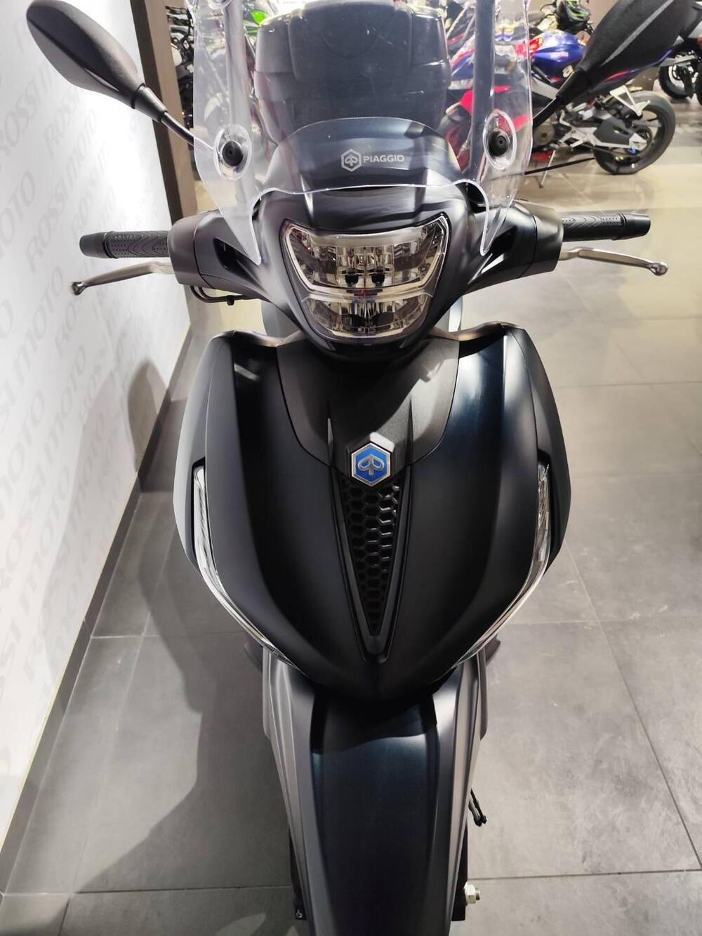 Piaggio Beverly 300 S ABS-ASR (2021 - 25) (6)