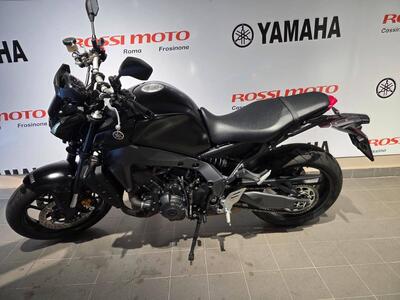Yamaha MT-09 (2021 - 23) usata
