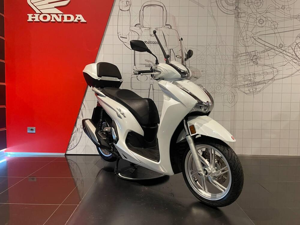 Honda SH 350 (2021 - 24) (3)