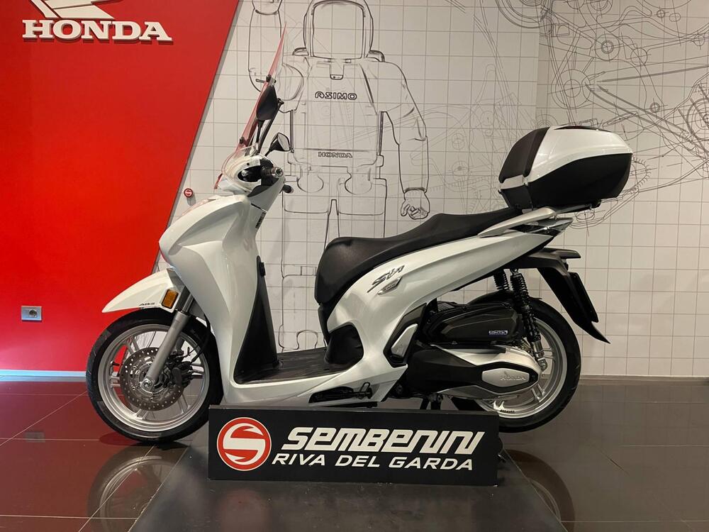 Honda SH 350 (2021 - 24) (7)