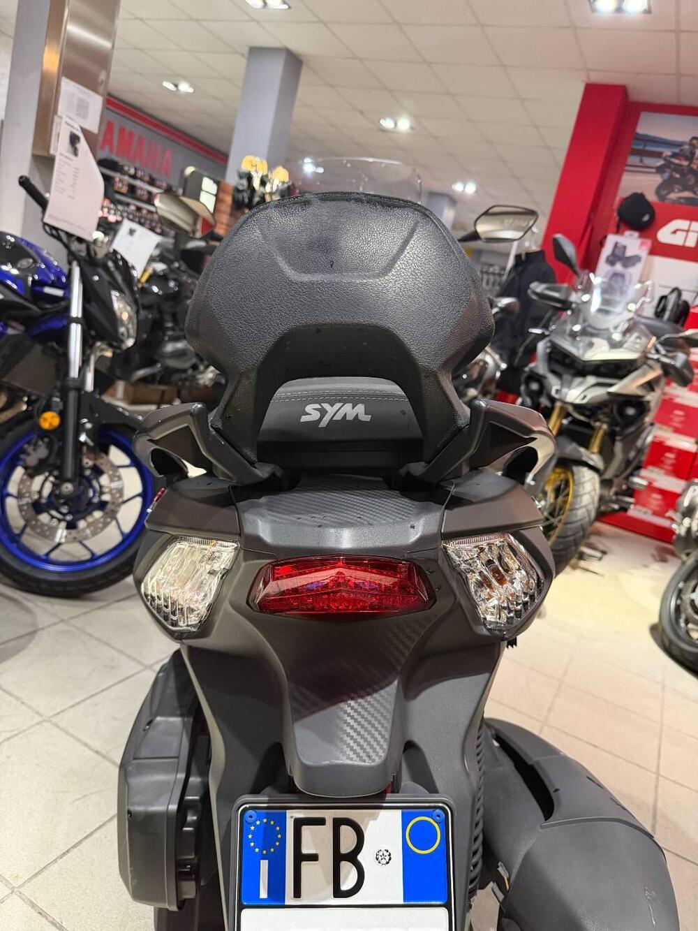 Sym Joymax 300 Z+ (2021 - 24) (5)