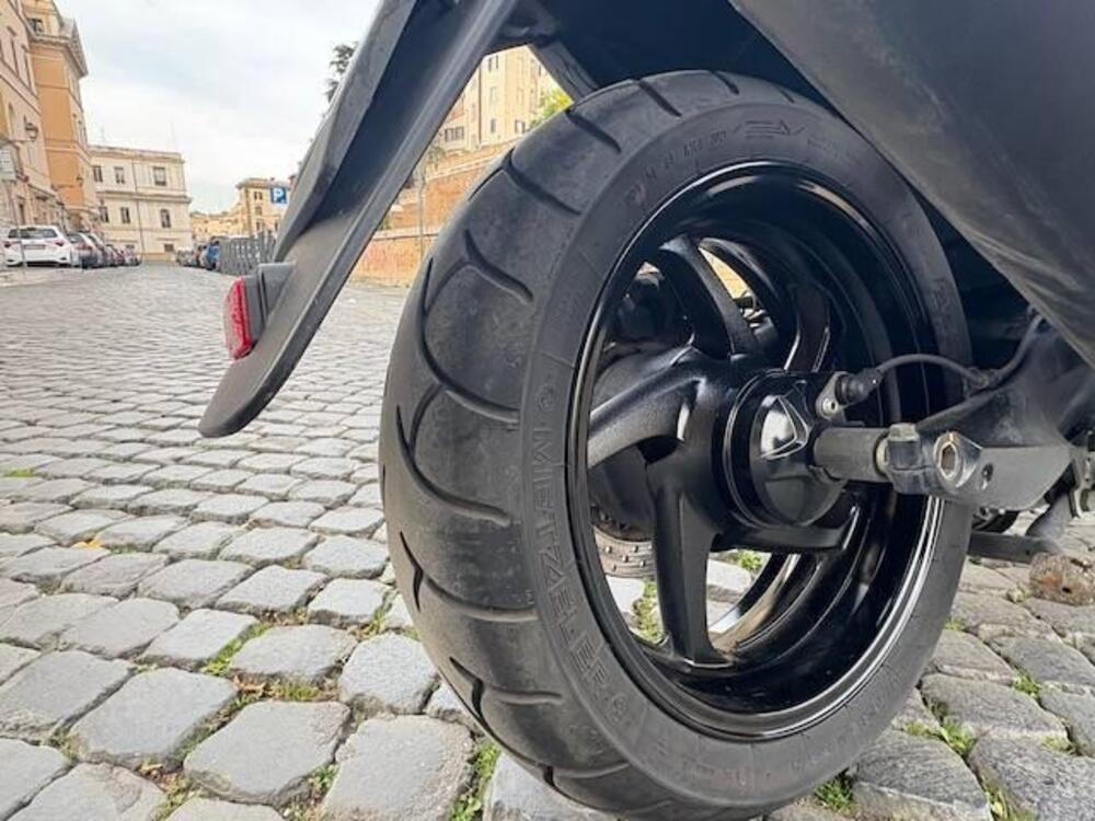 Yamaha T-Max 500 (2004 - 07) (8)