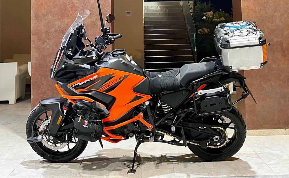 KTM 1290 Super Adventure S (2021) (2)