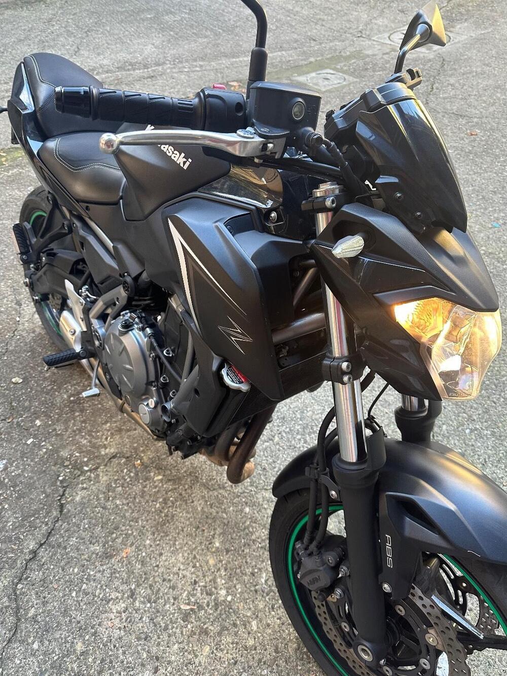 Kawasaki Z 650 (2017 - 19) (5)