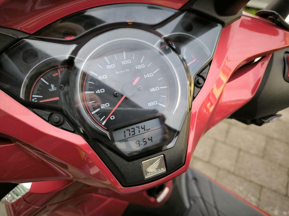 Honda SH 300 i ABS (2016 - 20) (4)