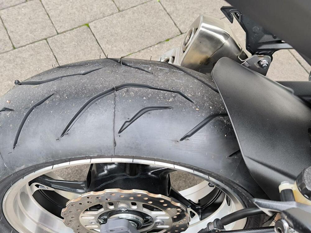 Kawasaki Z 1000 (2010 - 13) (11)