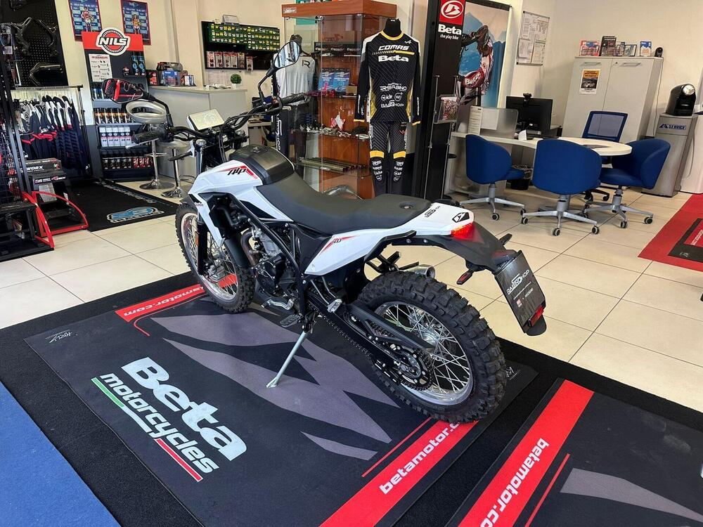 Betamotor Alp 4.0 (2024 - 25) (7)