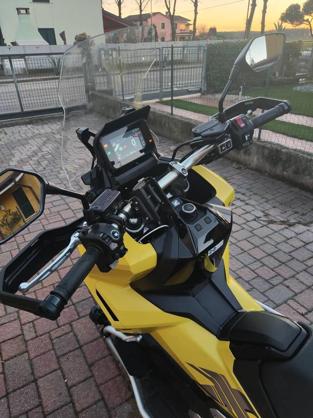 Honda X-ADV 750 Adventure (2025 - 26) (2)