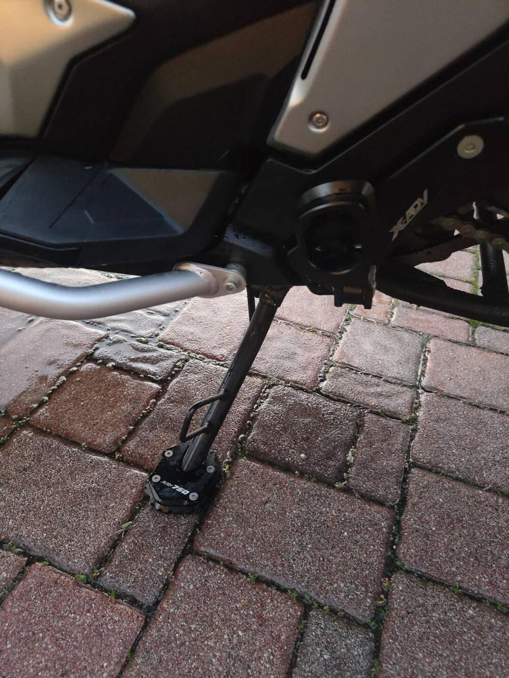 Honda X-ADV 750 Adventure (2025 - 26) (4)