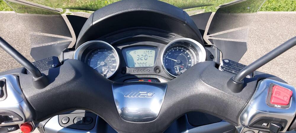 Piaggio MP3 300 ABS Hpe (2021 - 24) (4)