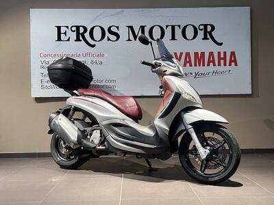 Piaggio Beverly 350 SportTouring ie ABS (2011 - 17) usata